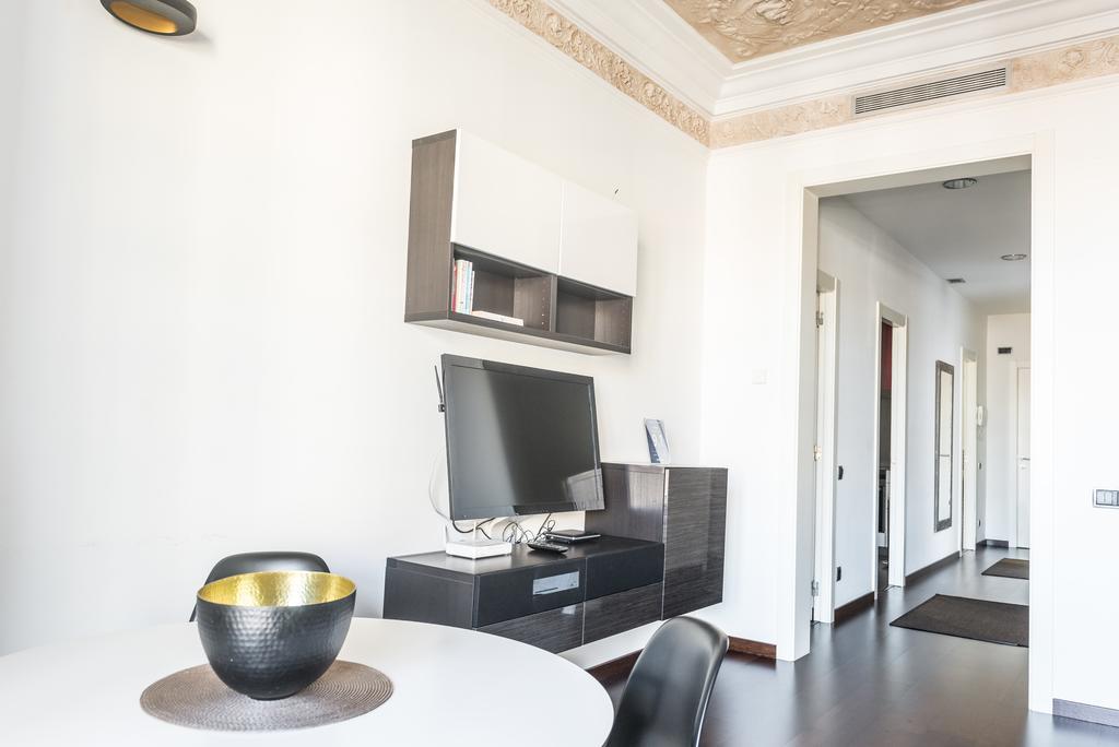 Bailen8 Apartamento Barcelona Exterior foto